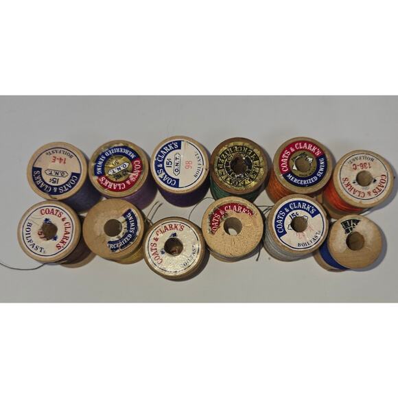 Vintage Wood Thread Spool Lot of 56 with 2 Plastic Cases Cotton Polyester - Picture 10 of 16